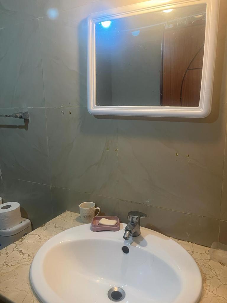 Appartement Avec Piscine Proche De La Plage Мохамедия Екстериор снимка